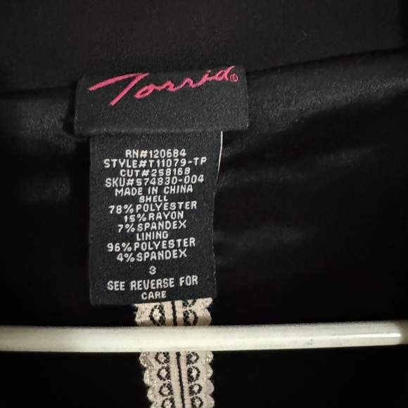 Black Women's Jacket - Picture 3 of 3